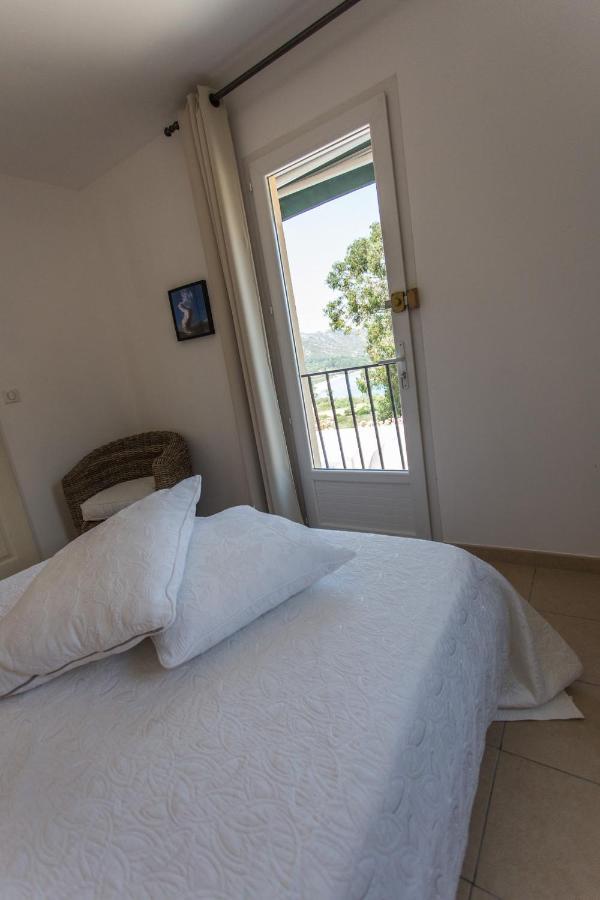 Appartement Terrasse La Citadelle Appartements Saint Florent ภายนอก รูปภาพ